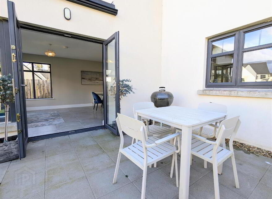 9 Pirrie Lane, Comber, Newtownards, BT23 5ZU