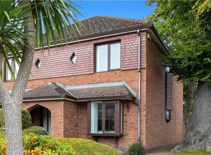 1 Cedar Square, Grove Avenue, Blackrock, Blackrock, A94PV32