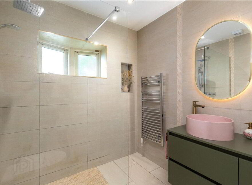 1 Cedar Square, Grove Avenue, Blackrock, Blackrock, A94PV32