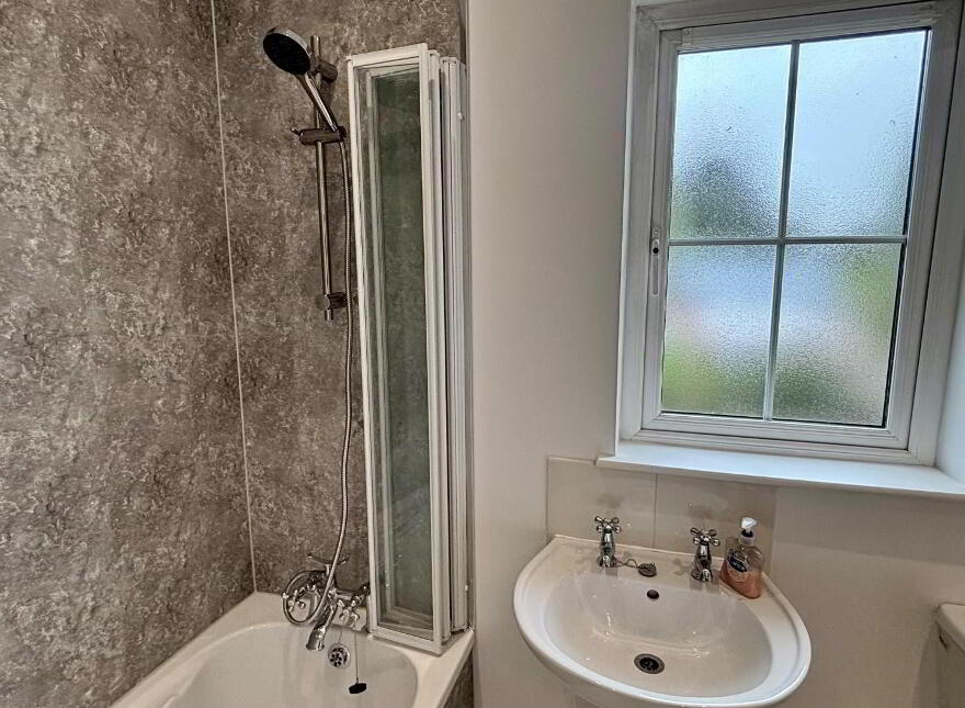 20 Milebush Manor, Dromore, BT25 1TF