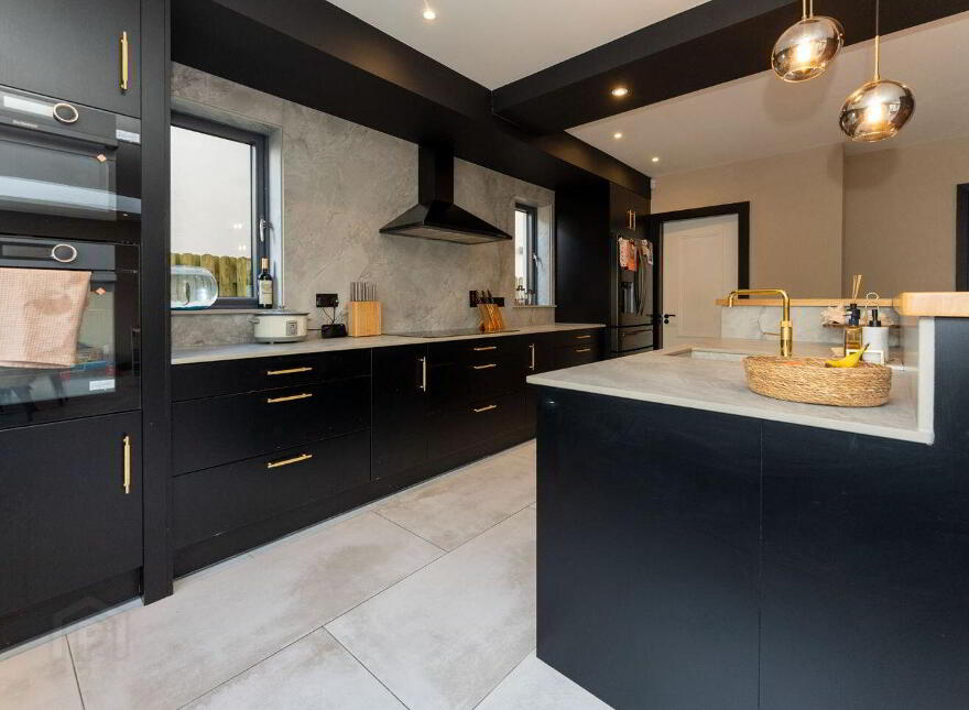 5 Revington Gardens, North Circular Road, V94124A