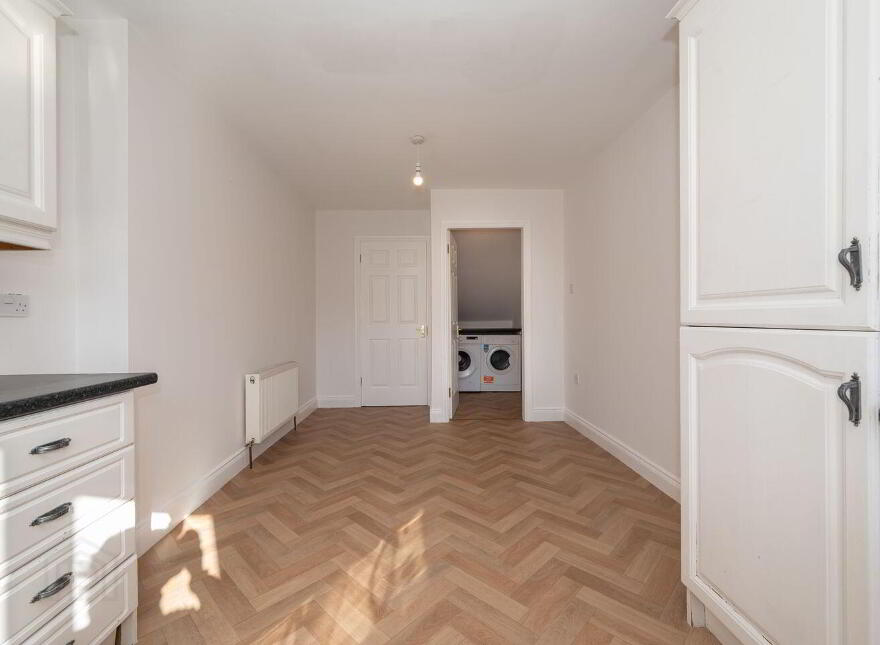 33 Ashmount, Silversprings, T23Y4D8