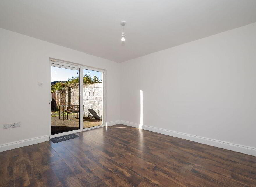 33 Ashmount, Silversprings, T23Y4D8