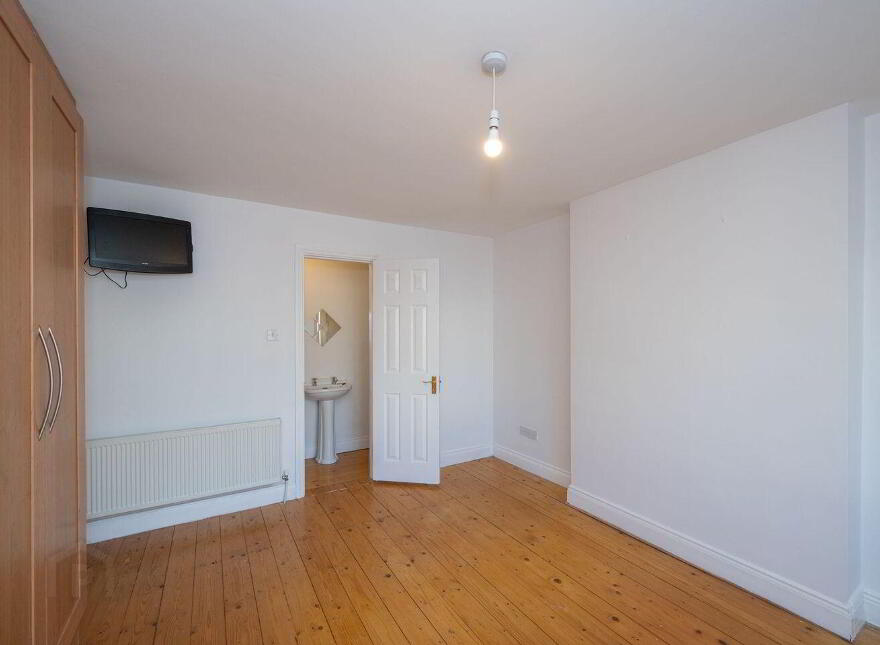 33 Ashmount, Silversprings, T23Y4D8