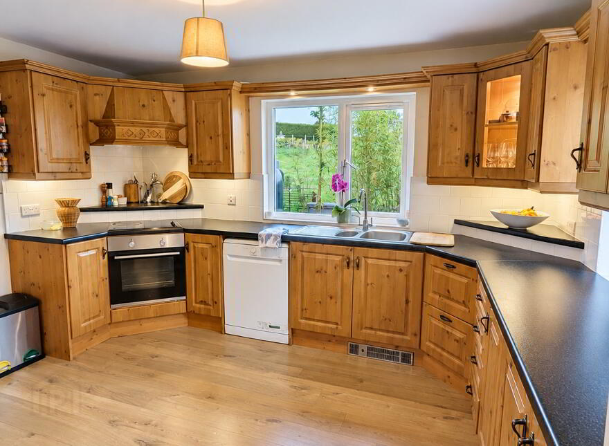 Sunhill, Kingscourt Road, Carrickmacross, A81PP68