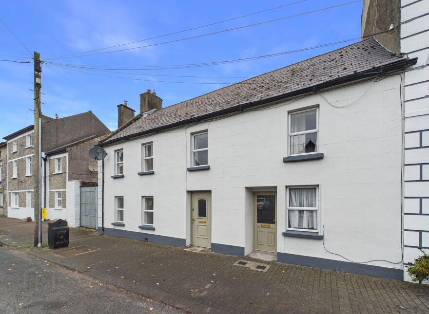 Main St, Cloughjordan, E53T854