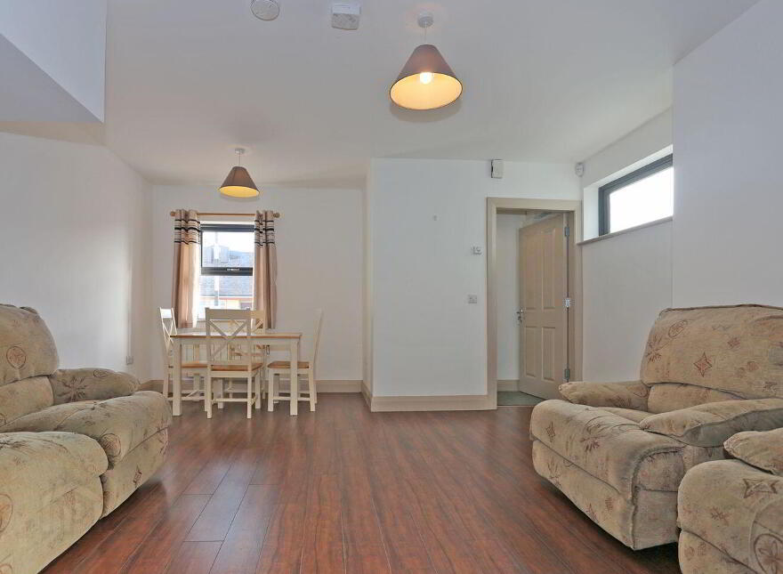 6 Limerick Road, Newmarket On Fergus, V95PNT0
