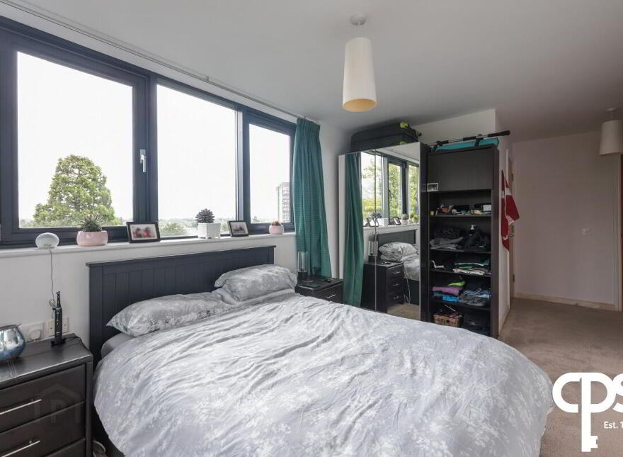44 Luna Building, Belfast, BT17 9FP