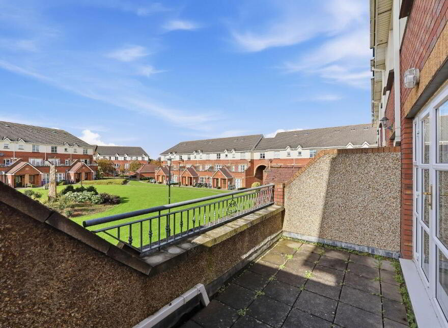 51 Boroimhe Beech, Swords, K67Y497