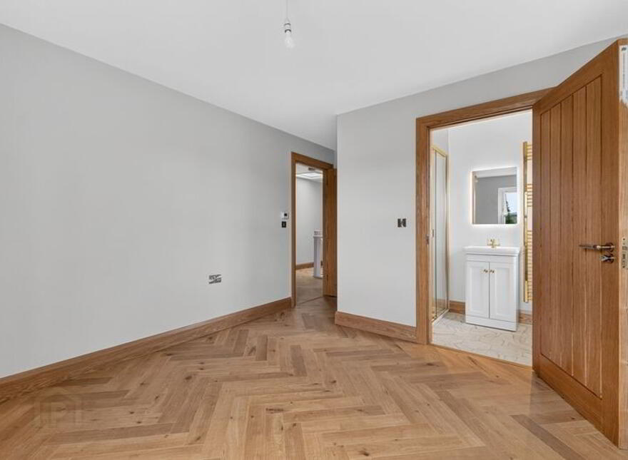 Willesden Park, Stranmillis, Belfast, BT9 5GX