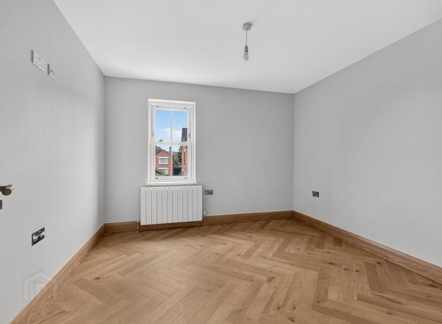 Willesden Park, Stranmillis, Belfast, BT9 5GX