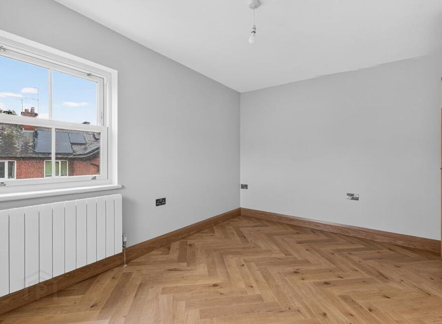 Willesden Park, Stranmillis, Belfast, BT9 5GX