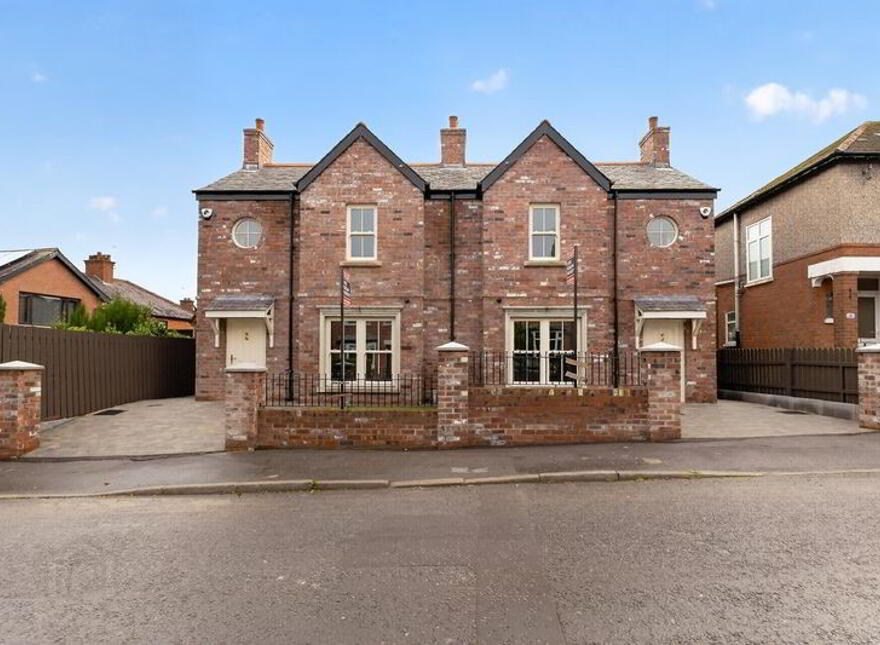 Willesden Park, Stranmillis, Belfast, BT9 5GX