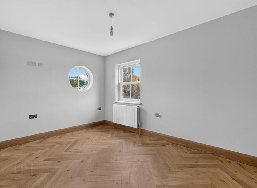 Willesden Park, Stranmillis, Belfast, BT9 5GX