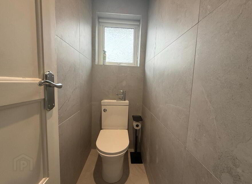 8 Abercorn Avenue, Portrush, BT56 8HW