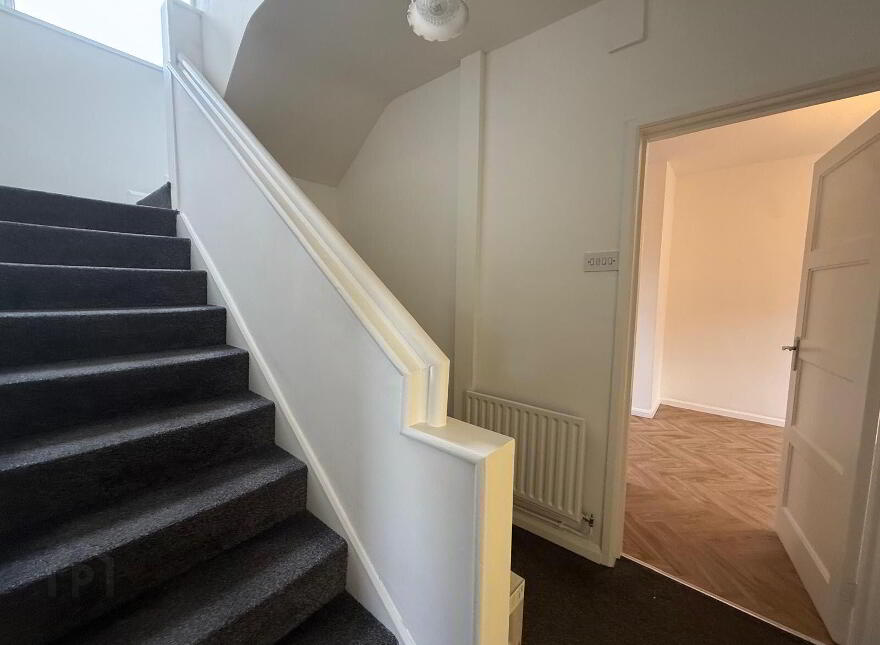 8 Abercorn Avenue, Portrush, BT56 8HW