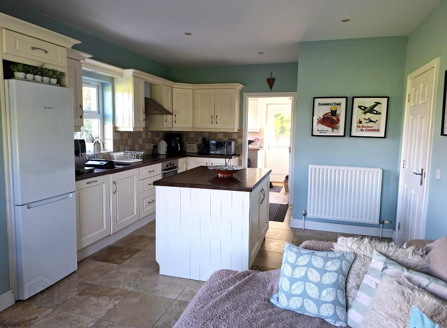 Derrynacross, 75 Fassagh, Enniskillen, BT93 3BD