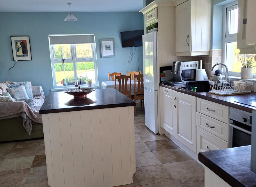 Derrynacross, 75 Fassagh, Enniskillen, BT93 3BD