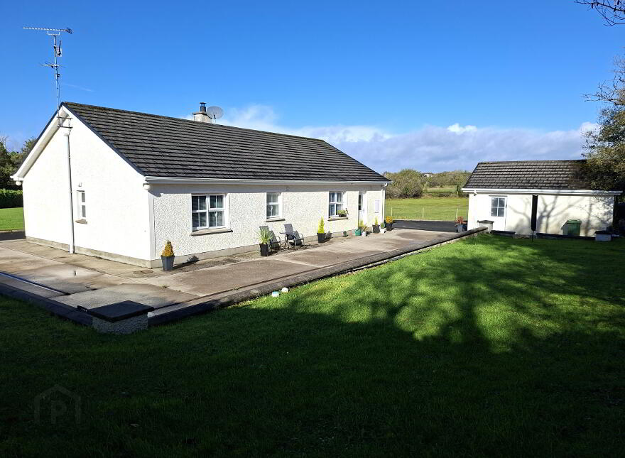 Derrynacross, 75 Fassagh, Enniskillen, BT93 3BD