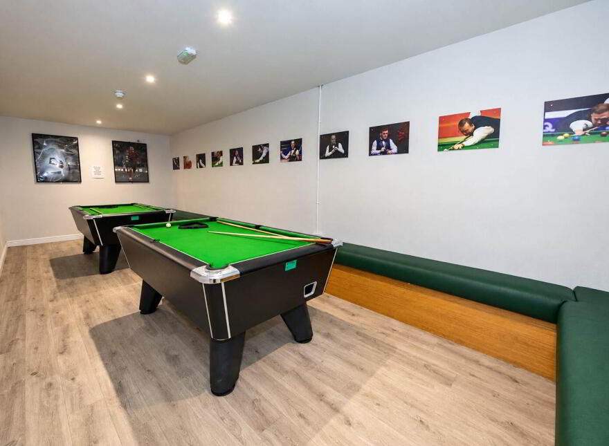 Plaza, Upper Main Street, Buncrana, F93P8NR
