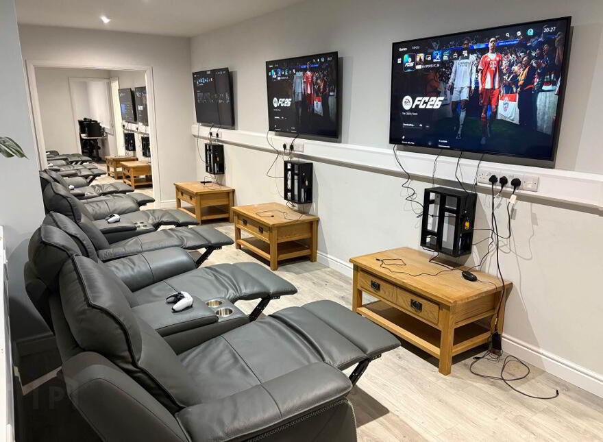 Plaza, Upper Main Street, Buncrana, F93P8NR