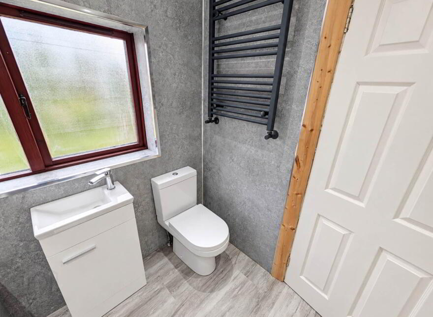 40 Bearnagh Drive, Andersonstown, Belfast, BT11 8HT