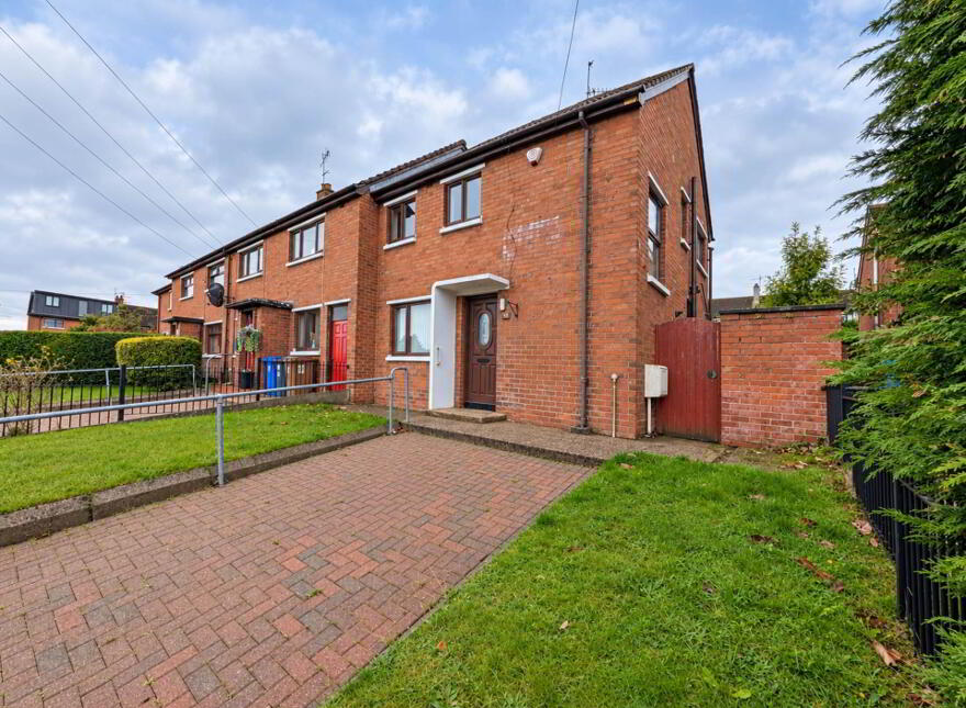 40 Bearnagh Drive, Andersonstown, Belfast, BT11 8HT
