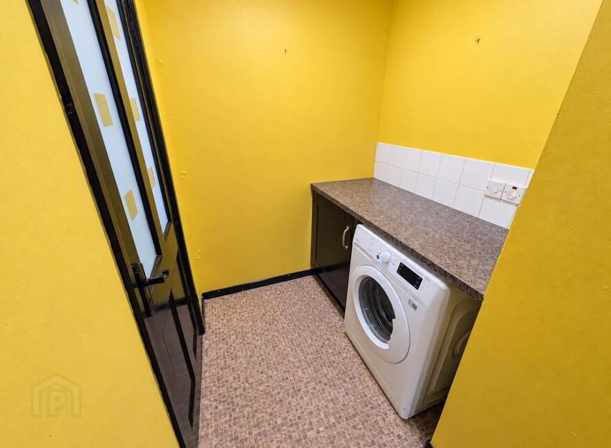 40 Bearnagh Drive, Andersonstown, Belfast, BT11 8HT