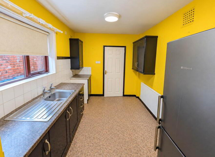 40 Bearnagh Drive, Andersonstown, Belfast, BT11 8HT