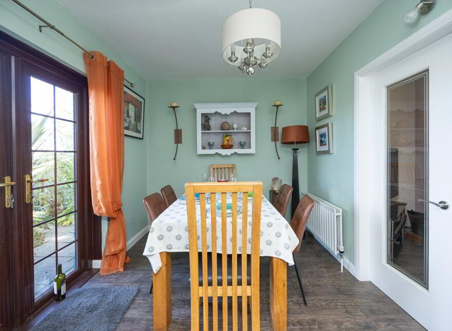 12 Woodridge, Ballynahinch, BT24 8XB