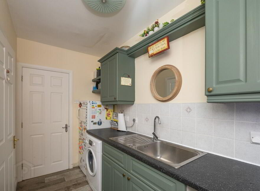 12 Woodridge, Ballynahinch, BT24 8XB