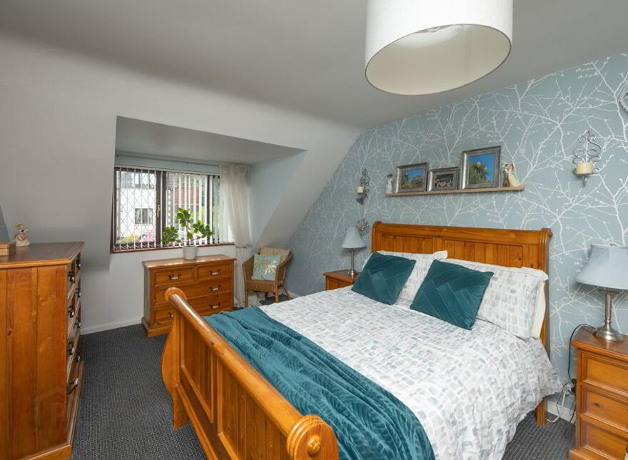 12 Woodridge, Ballynahinch, BT24 8XB