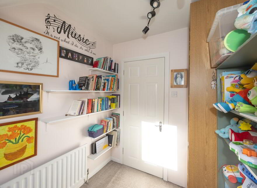 12 Woodridge, Ballynahinch, BT24 8XB