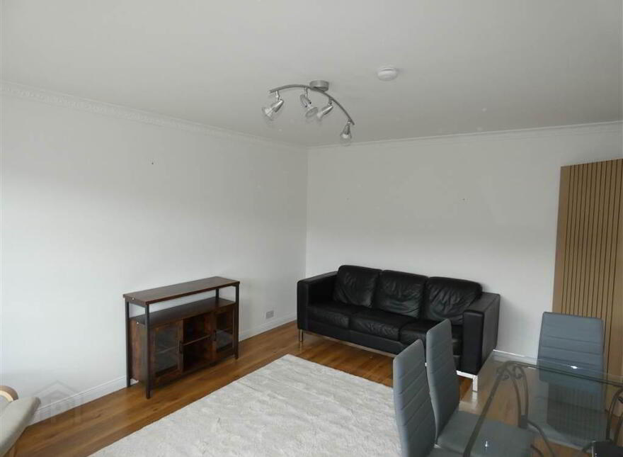 36b Dundonald Heights, Dundonald, Belfast, BT16 1XL