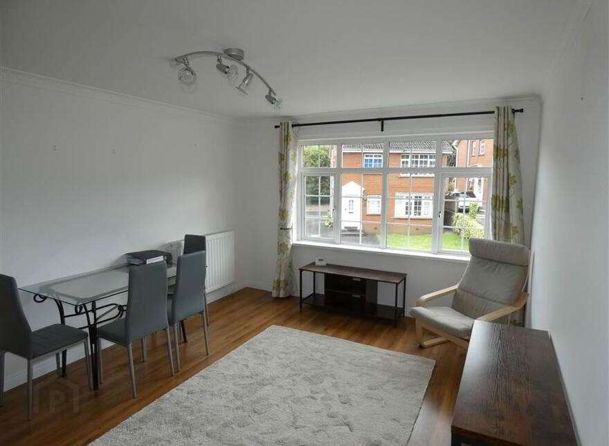 36b Dundonald Heights, Dundonald, Belfast, BT16 1XL
