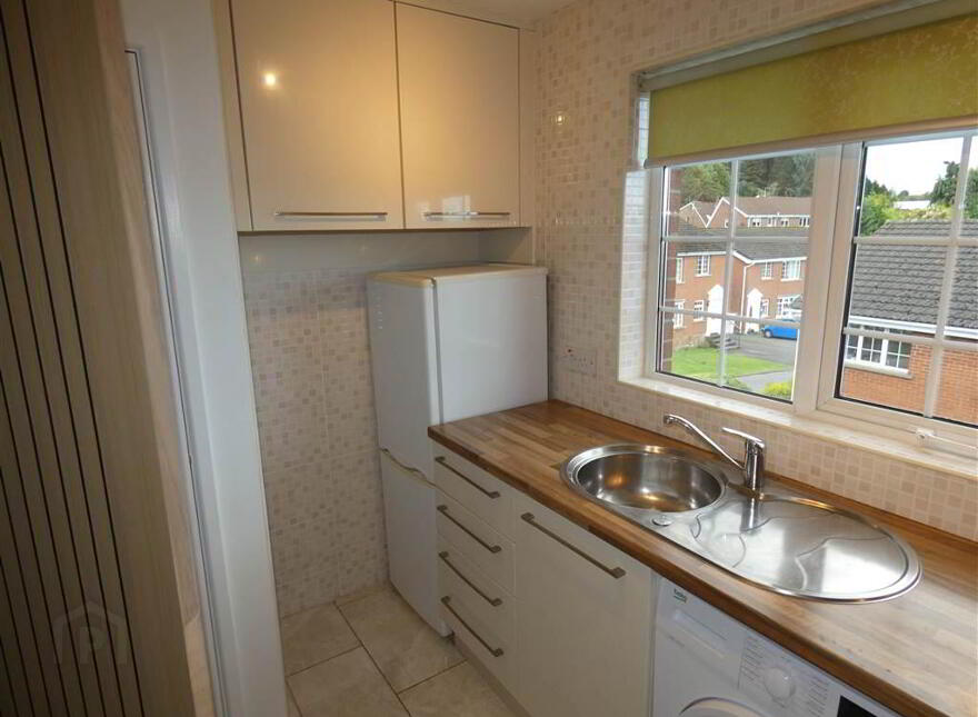 36b Dundonald Heights, Dundonald, Belfast, BT16 1XL