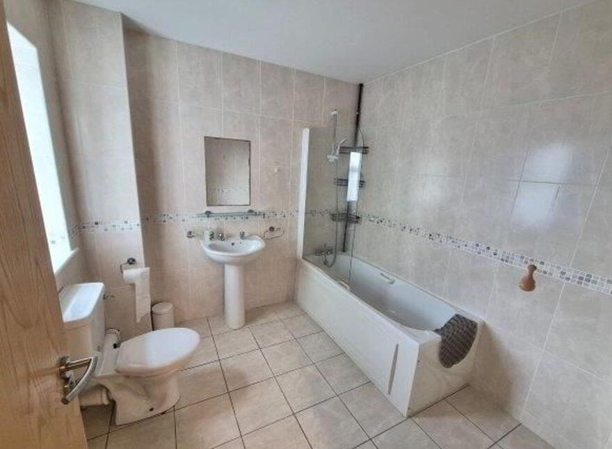 Apartment 6 Beal Na Mara, The Mall, Ballyshannon, F94D283