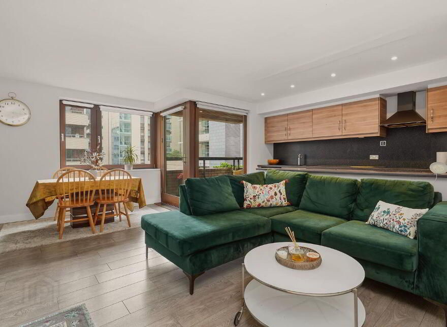 Apartment 5 Block 12 Clarion Quay, North Wall Quay, Dublin 1, D01