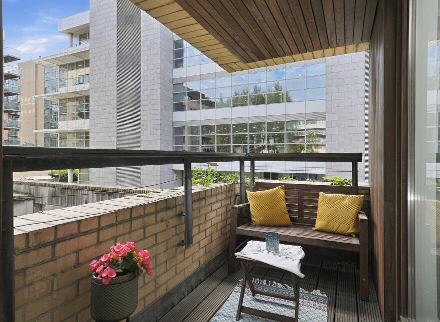 Apartment 5 Block 12 Clarion Quay, North Wall Quay, Dublin 1, D01