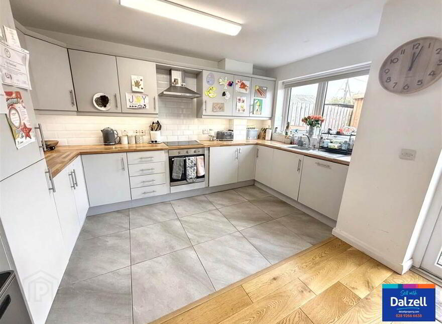8 St James Place, Hillsborough, BT26 6TL