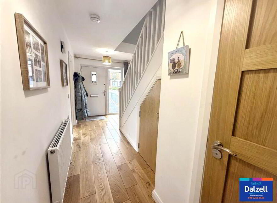 8 St James Place, Hillsborough, BT26 6TL