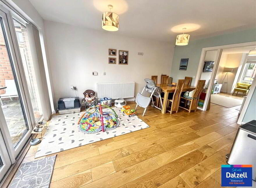 8 St James Place, Hillsborough, BT26 6TL