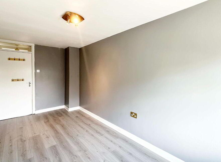 27 Broadway Park, Blanchardstown, Blanchardstown, D15W08N
