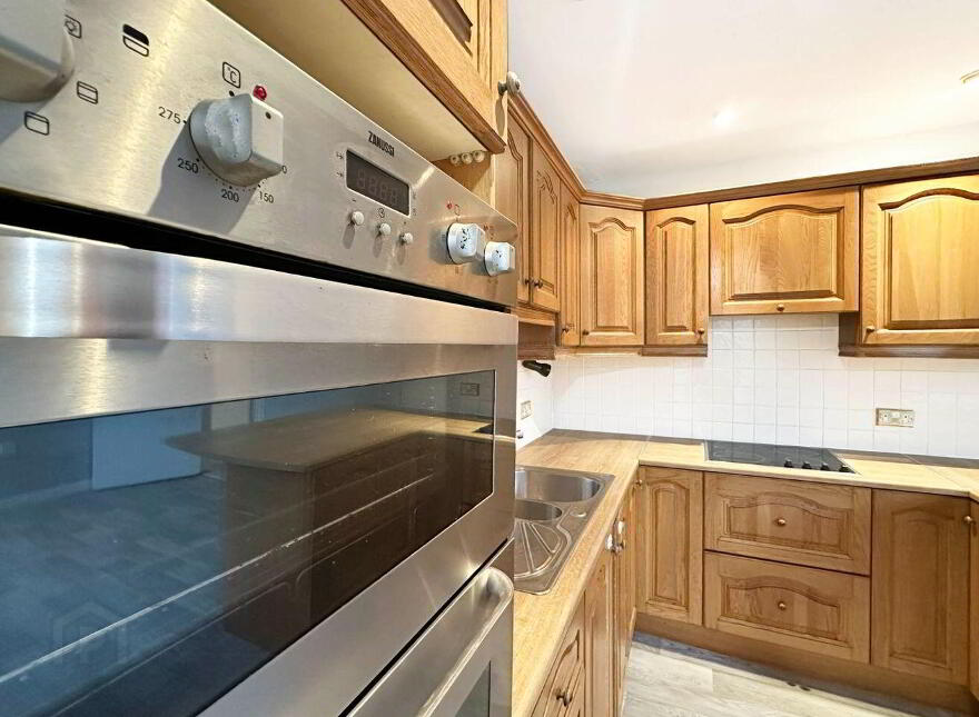 27 Broadway Park, Blanchardstown, Blanchardstown, D15W08N