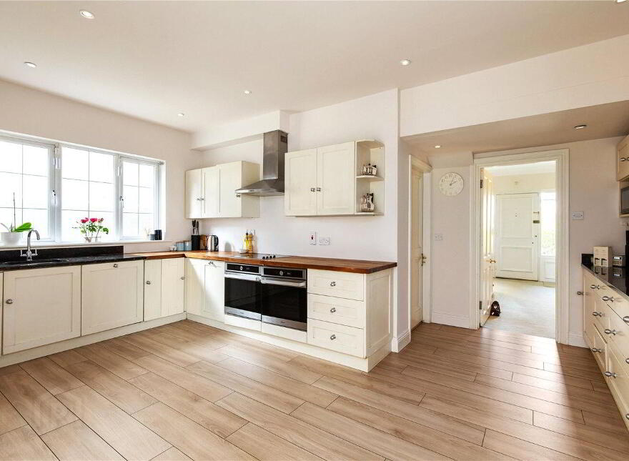 19 Lawnswood Park, Stillorgan, A94KD32