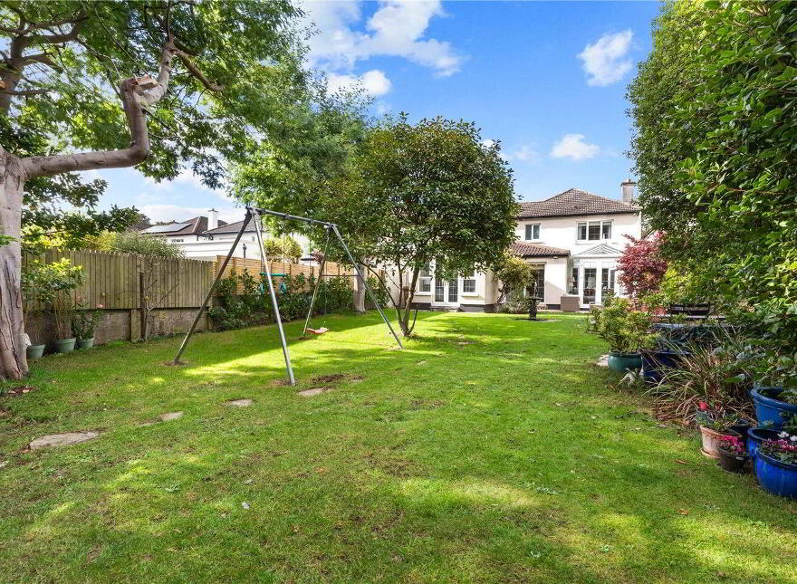 19 Lawnswood Park, Stillorgan, A94KD32