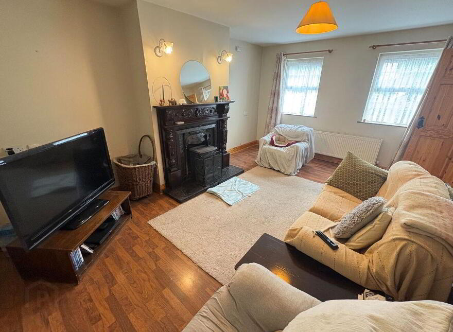 3 Glebe Stone, Coachford, P12NX58
