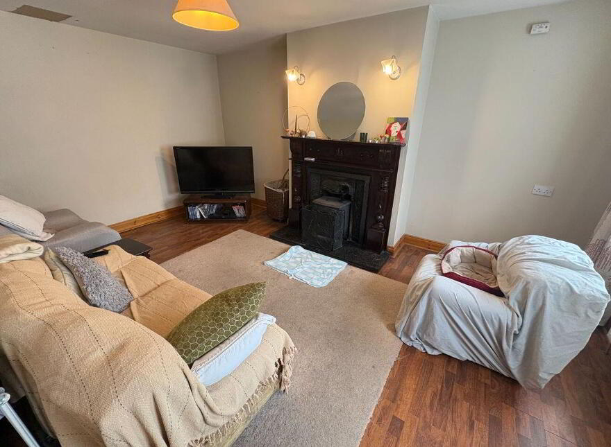 3 Glebe Stone, Coachford, P12NX58