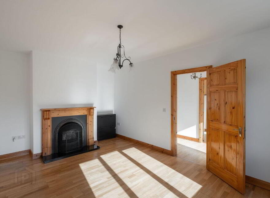 17 Glentaun Road, Ballinasloe, H53DW96