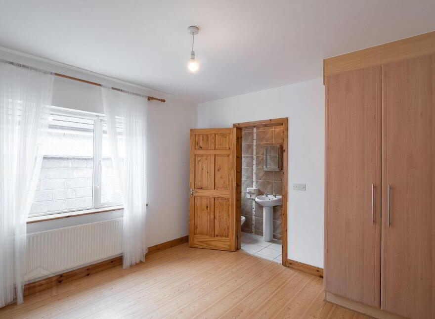 17 Glentaun Road, Ballinasloe, H53DW96